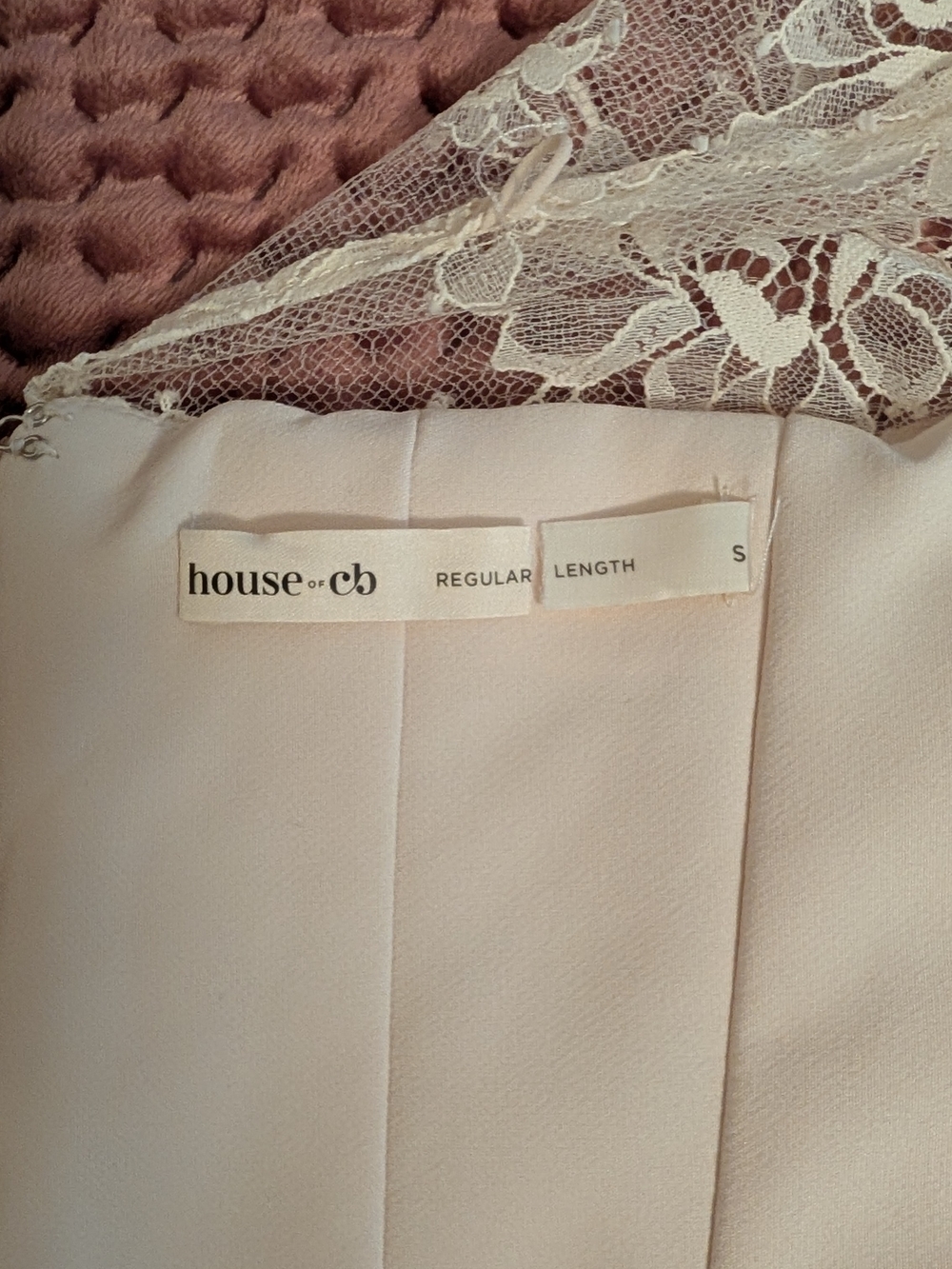 Aliana House Of CB Ivory Lace Sleeve Dress - Picture 8 of 14